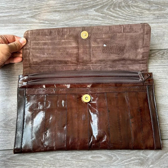 Vintage Eel Skin Brown Minimalist Boho Clutch Made in Korea - Picture 5 of 14